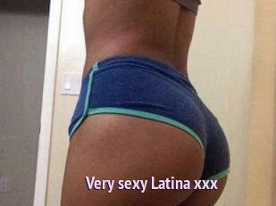 Very_sexy_Latina_xxx